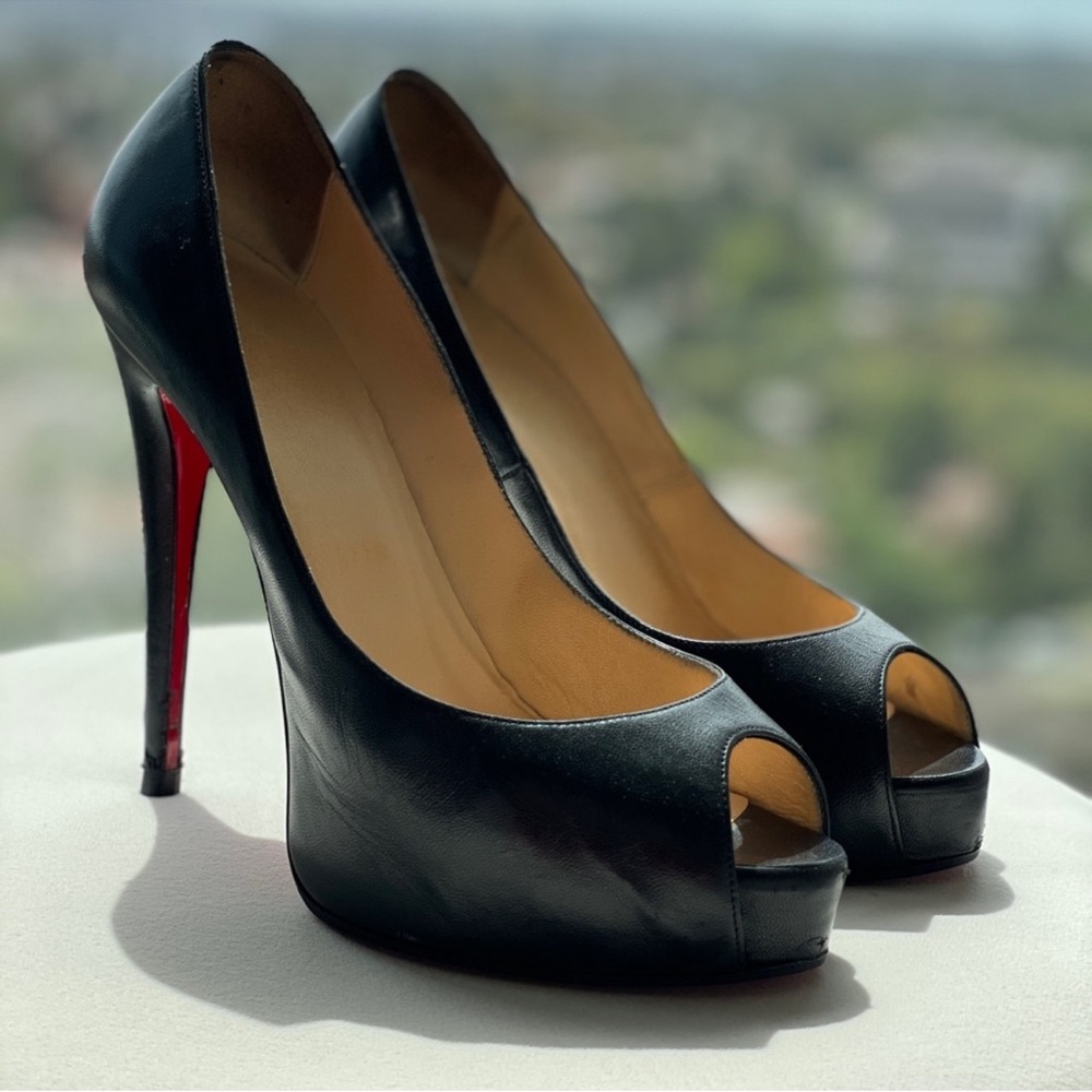 Christian Louboutin Vendome 120 Kid Black Leather Peep Toe Heels Size 37.5